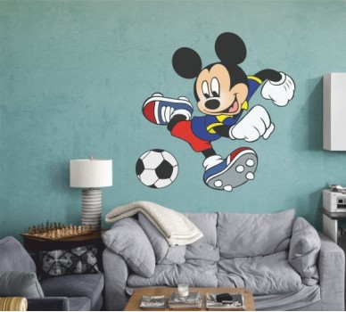 Mickey Mouse, Football player